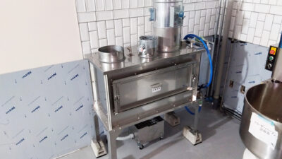 東京都/薪窯排気すす取り装置「ススとり君」を設置させていただきました。