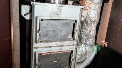 ピッツェリア様への「ススとり君メンテナンス」実施事例：東京都渋谷区